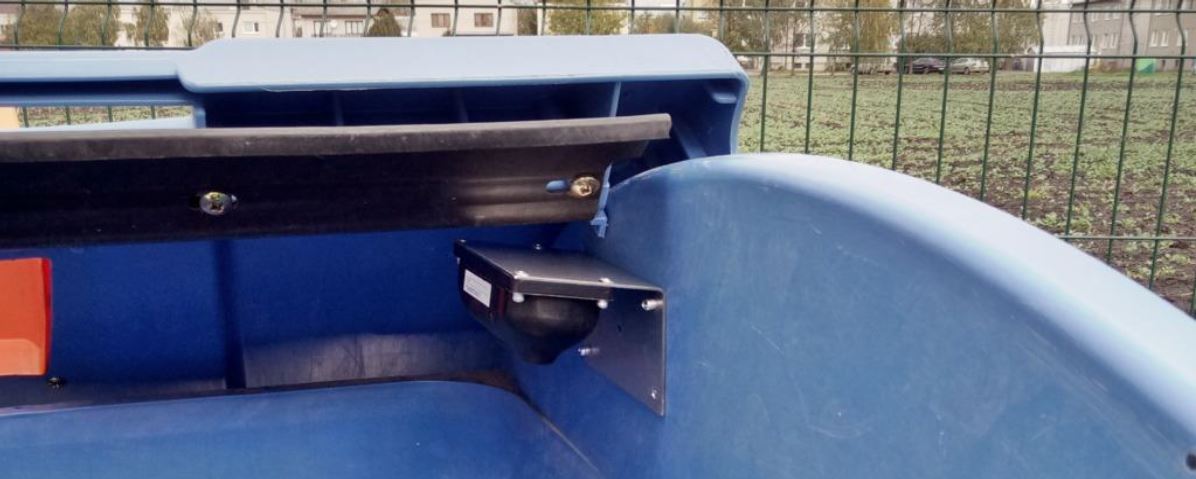 Sensoneo LoRaWAN® Smart Waste Füllstandssensor für Abfallbehälter Installation